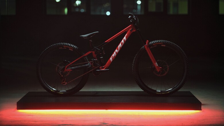 2020 Mongoose Fireball 9-Speed Bike - Reviews, Comparisons, Specs